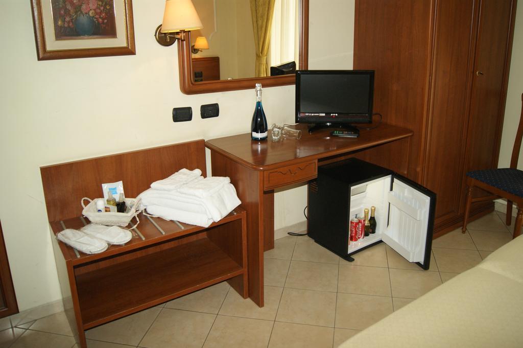 Hotel Elio Marigliano Εξωτερικό φωτογραφία