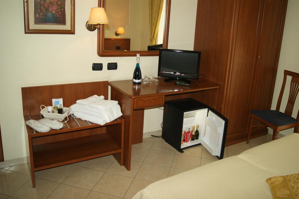 Hotel Elio Marigliano Εξωτερικό φωτογραφία