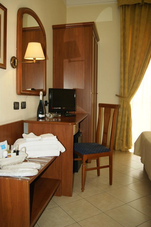 Hotel Elio Marigliano Εξωτερικό φωτογραφία